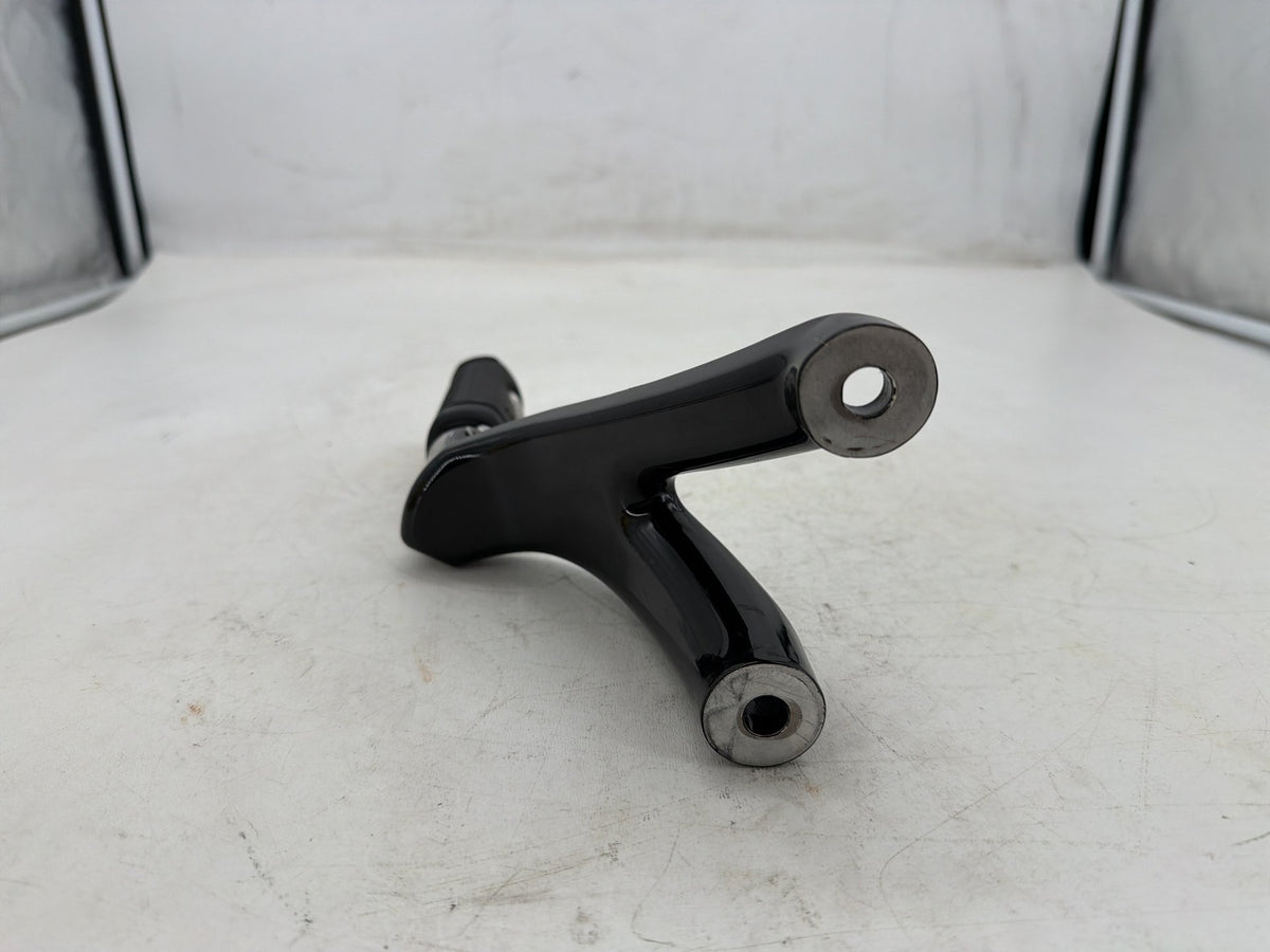 2020 Harley Softail Standard FXST OEM Right Foot Rest Support Bracket Peg