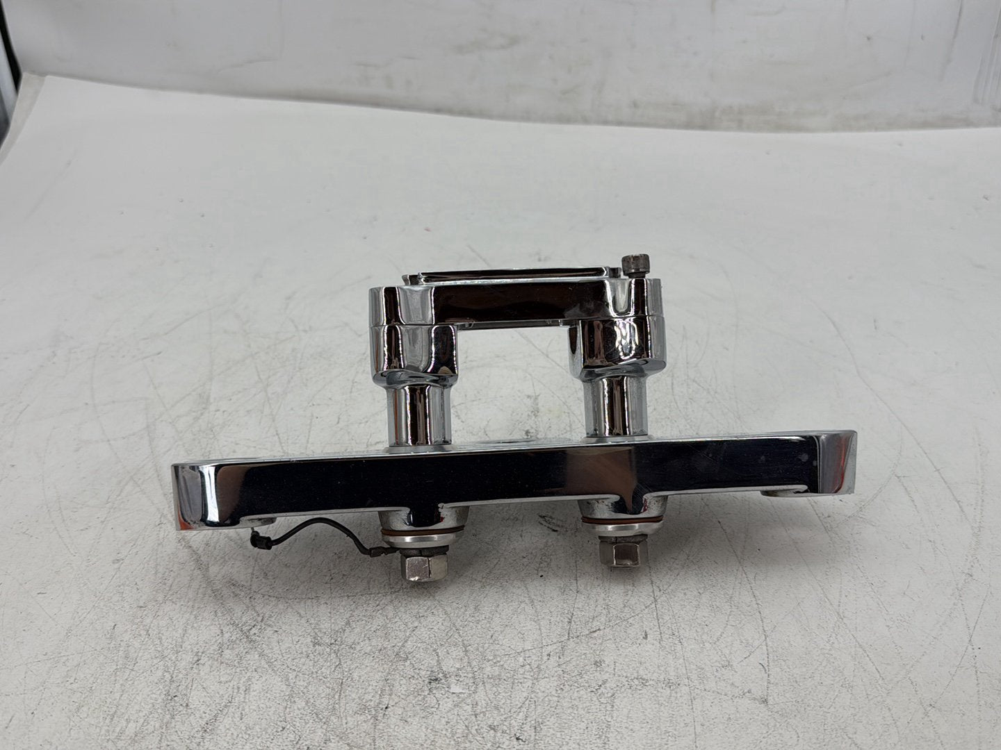 1998 Harley Softail Custom FXSTC OEM Front Fork Upper Triple Tree Clamps