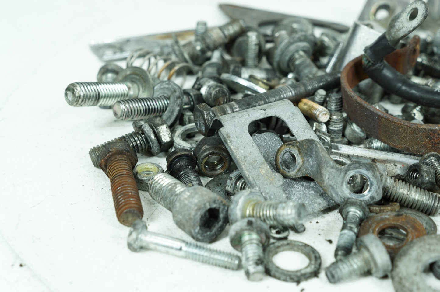 1999 - 2006 Harley-Davidson Touring Electra Glide Classic Hardware Bolts Nuts & Brackets