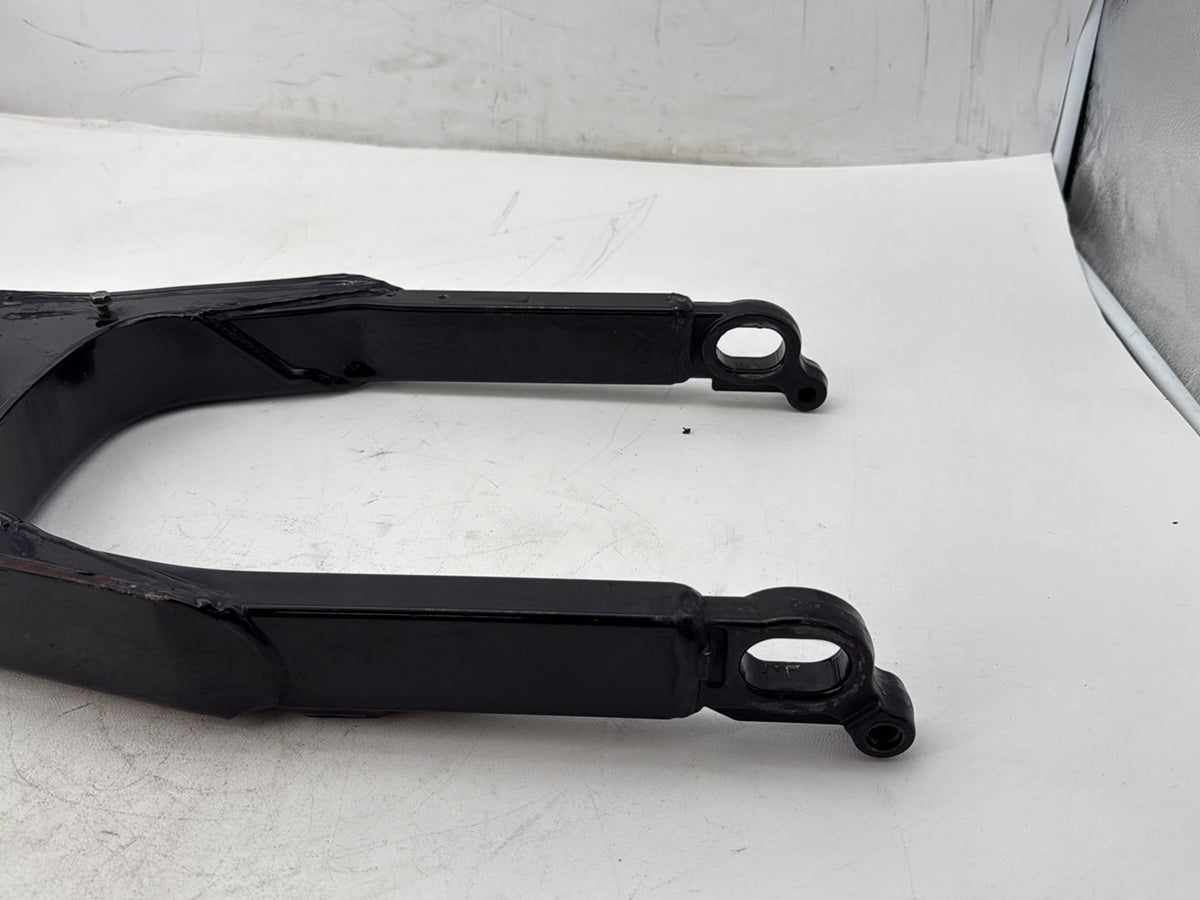 2007 Harley Touring FLHTP Electra Glide Police OEM Rear Fork Swingarm Swing Arm