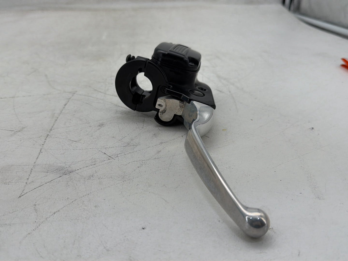 2011 Harley Electra Glide Touring Ultra OEM Front Right Brake Lever Master Cylinder