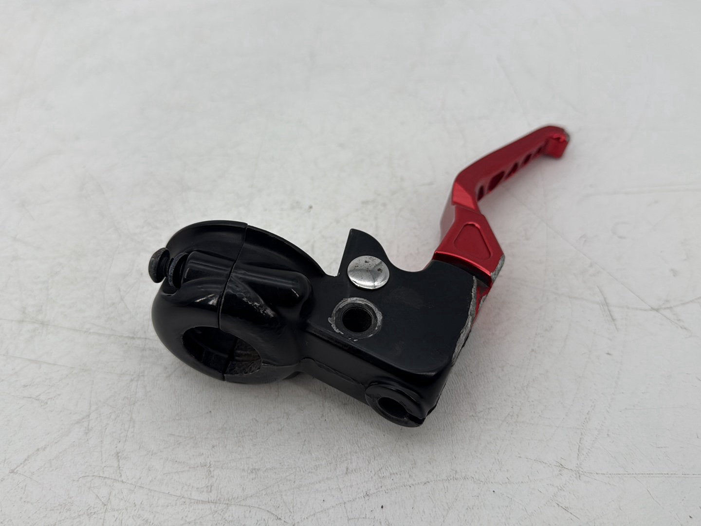 2006 - 2017 Harley-Davidson Dyna Street Bob Front Left Hand Clutch Control Lever  	38608-96