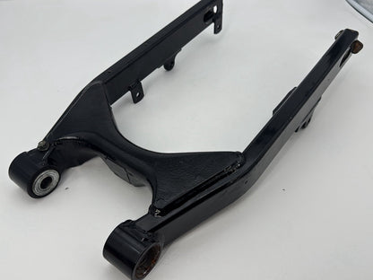 1999 - 2006 Harley-Davidson Dyna Wide Glide Rear Fork Swingarm Swing Arm 47820-90A