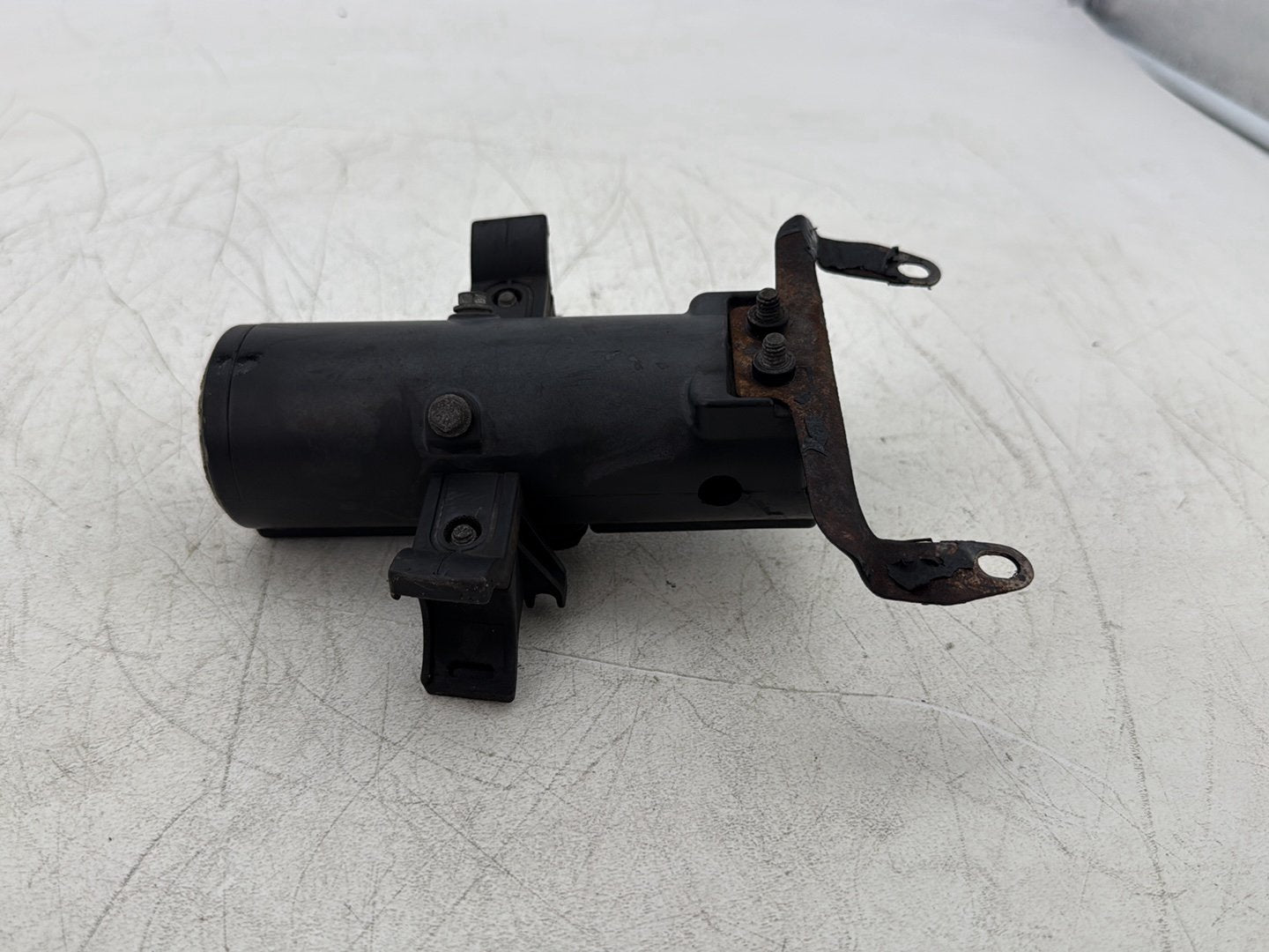 2011 Harley Softail FLSTFB Fat Boy OEM ABS Brake Pump Control Module 48349-11