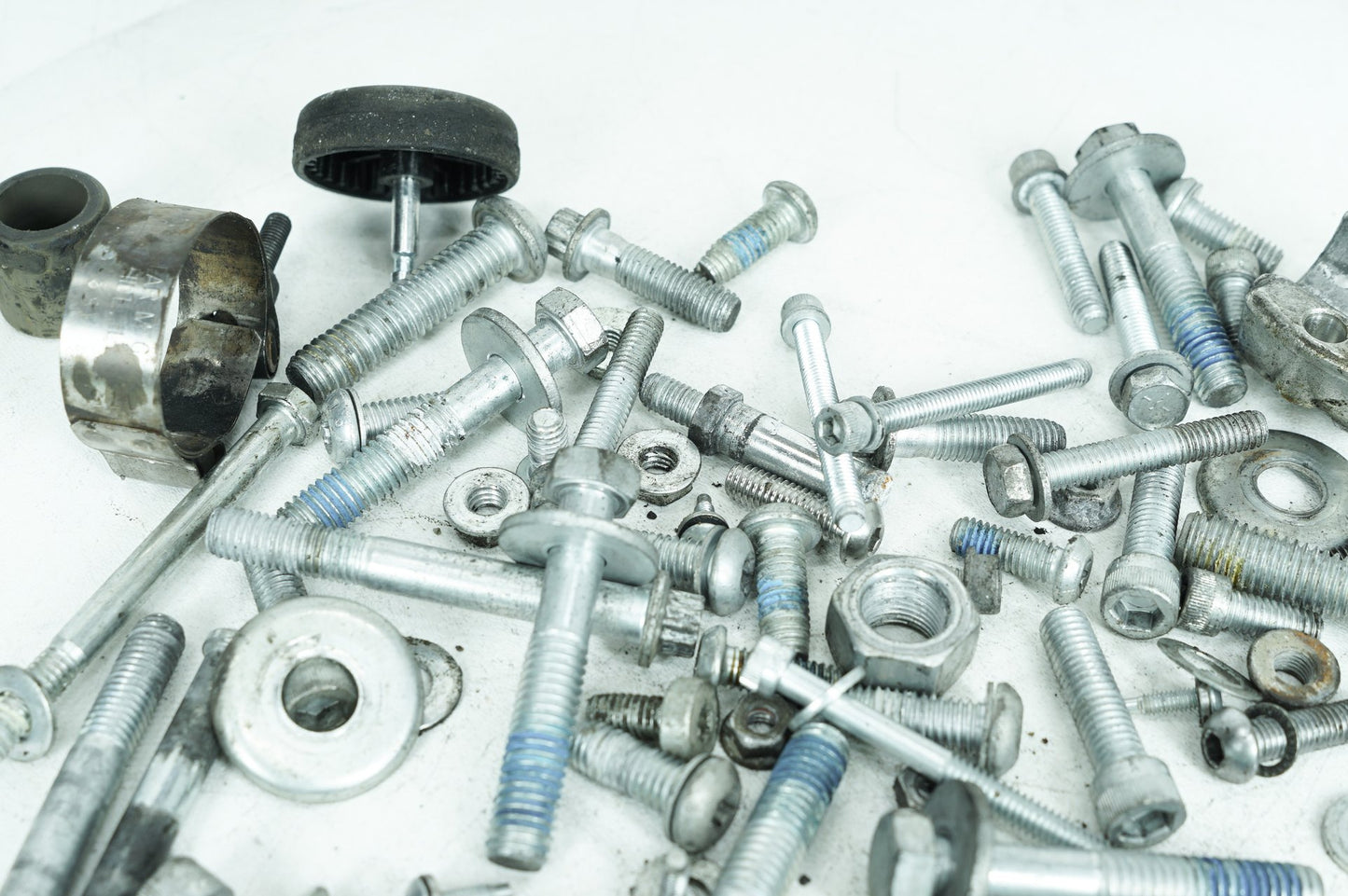 2007 - 2017 Harley-Davidson Dyna Low Rider Hardware Bolts Nuts & Brackets