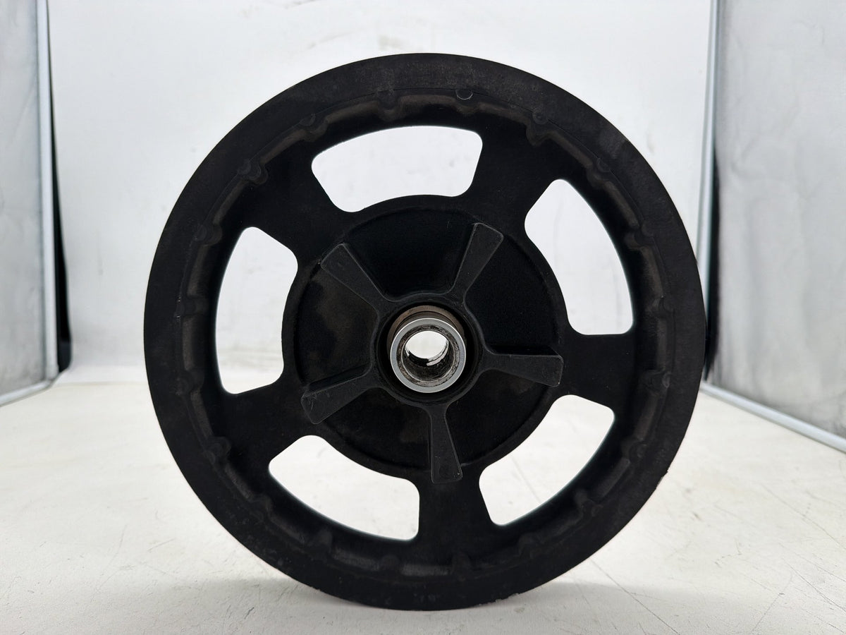 2016 Harley Road Glide Touring FLTRXS OEM Rear Driver Pulley Sprocket 68T 1"