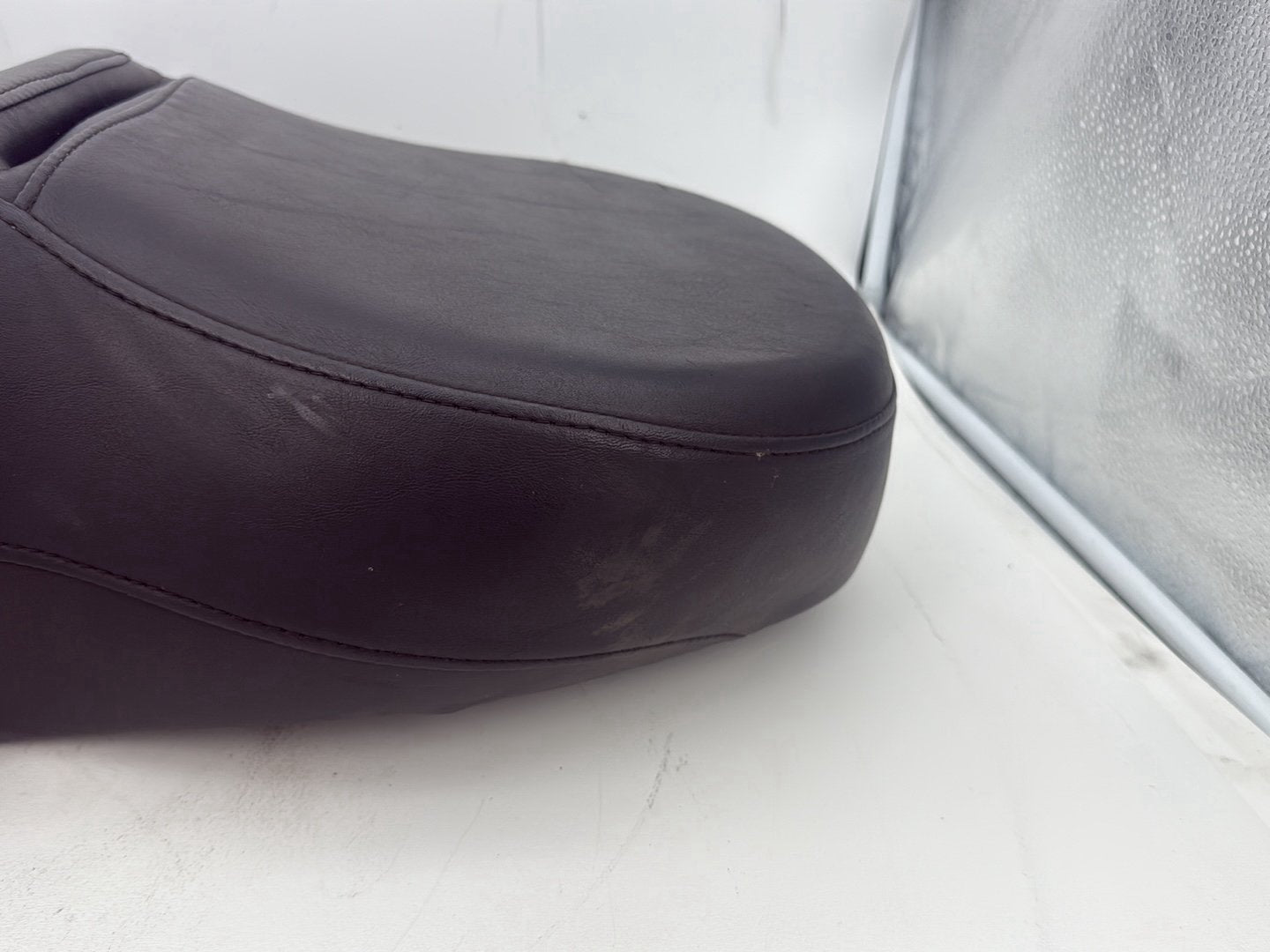 2005 Harley Touring FLHRCI Road King Classic OEM Passenger Rider Driver Seat Saddle