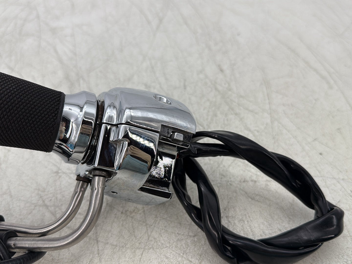 2004 Harley Road King Touring Custom FLHRSI OEM Right Engine Start Kill Switches Controls