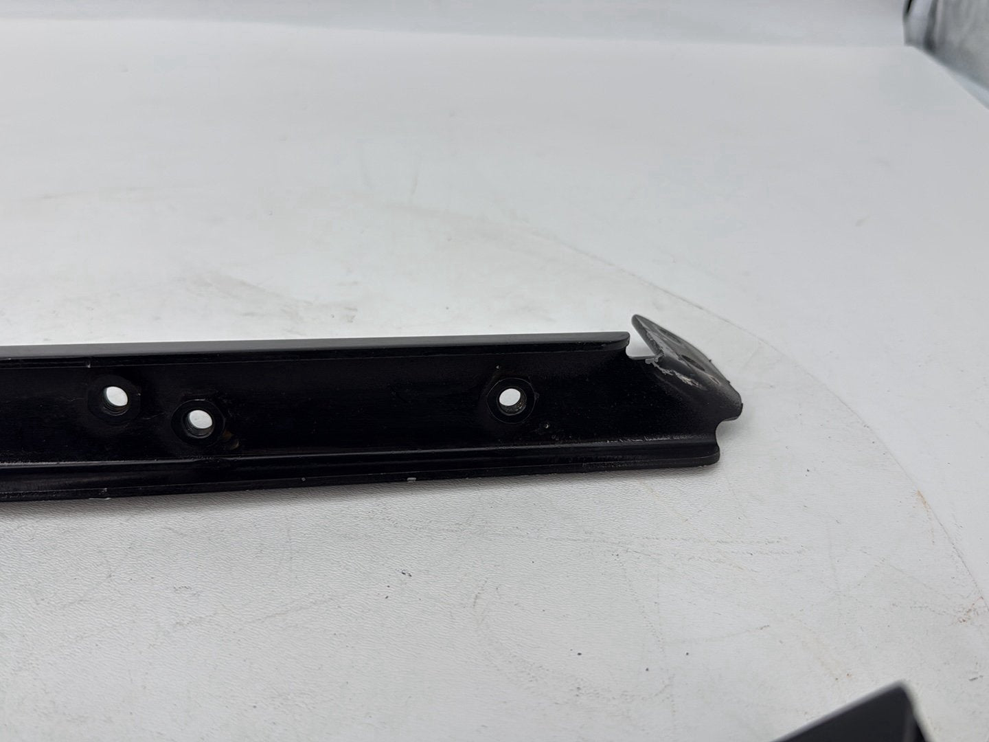 1999 - 2006 Harley-Davidson Touring Electra Glide Left & Right Saddlebag Mount Brackets 90718-79C