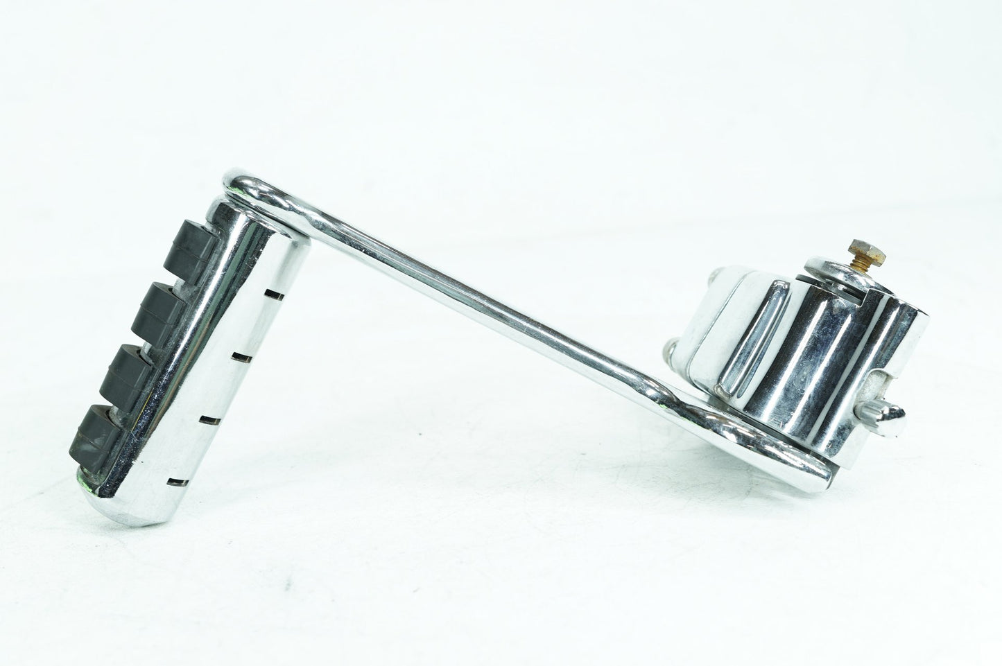 2007 - 2011 Harley-Davidson Touring Electra Glide Classic Rear Passenger 1 Foot Peg Step Rest Kuryakyn