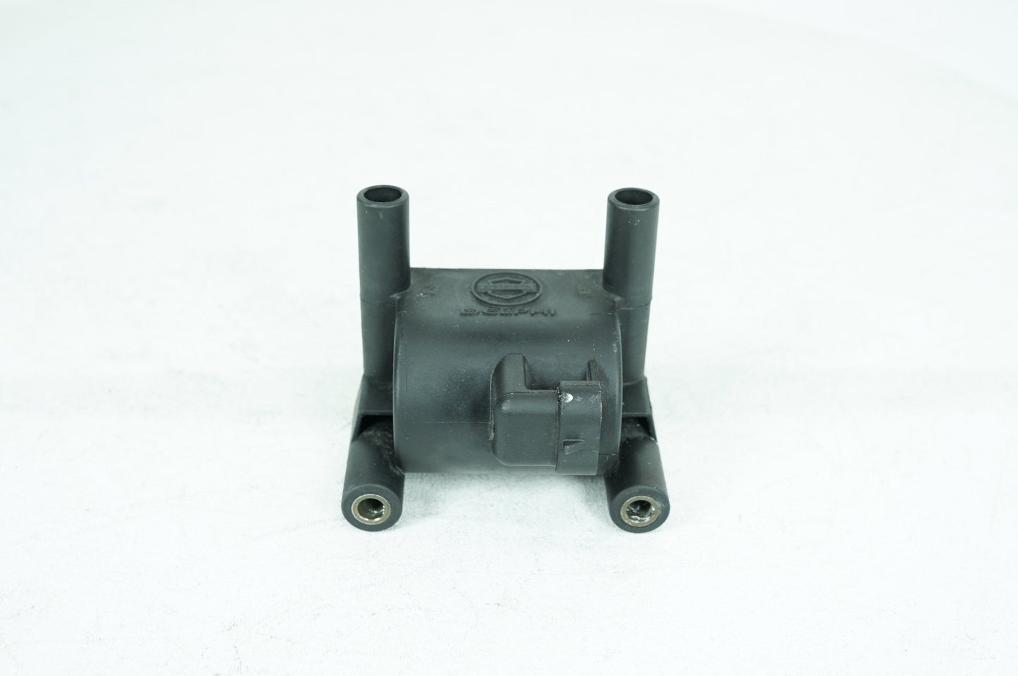 2010 Harley-Davidson Touring FLHX - Ignition Coil Spark Igniter PN: 31696-07A