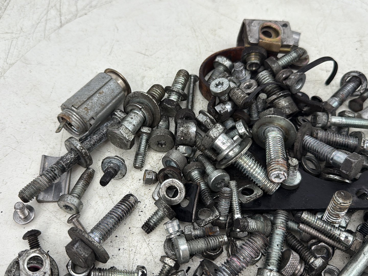1998 Harley Touring FLHTCUI Electra Glide Ultra OEM Hardware Bolts Nuts & Brackets