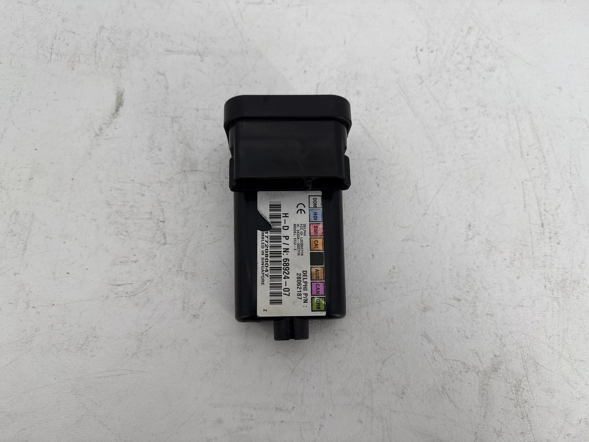 2013 Harley Street Glide Touring FLHX OEM Turn Signal Security Module TSSM