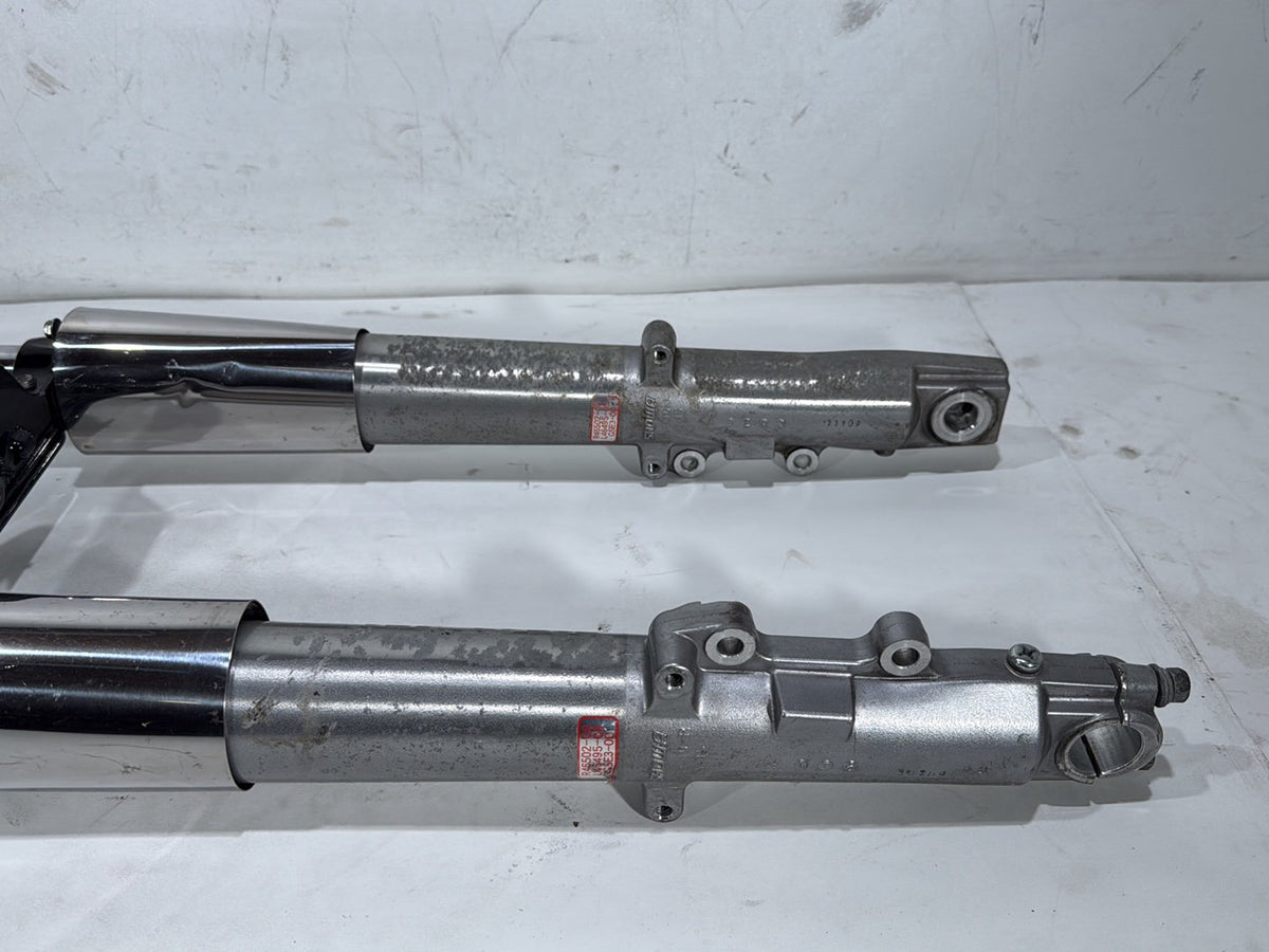 2010 Harley Touring Electra OEM Front Triple Tree Set & LH RH Fork Legs Sliders