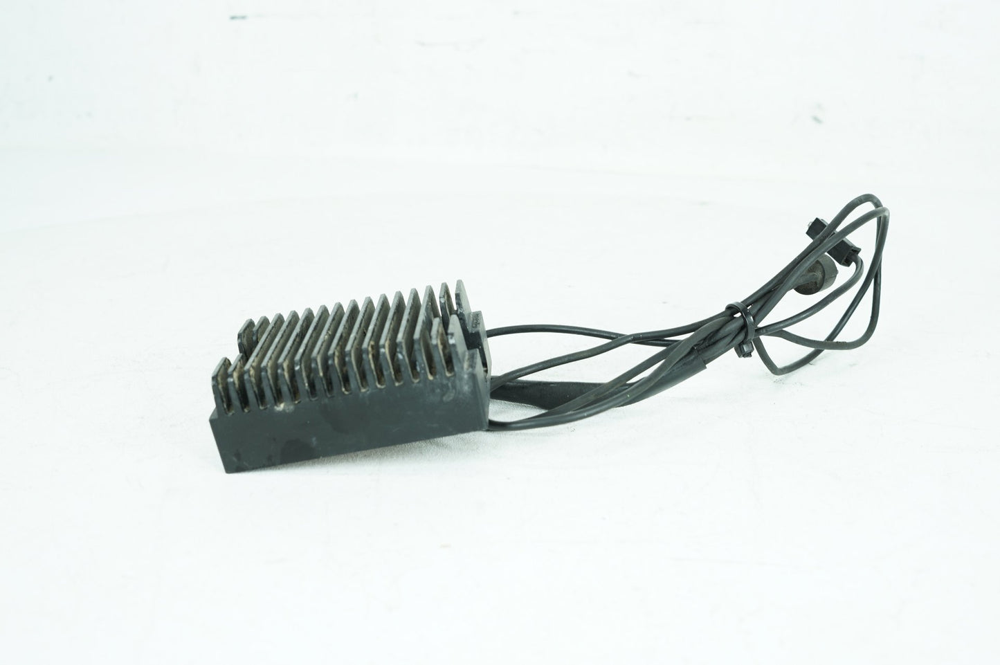 1986 - 2003 Harley-Davidson Sportster  Voltage Regulator Rectifier  74523-92A