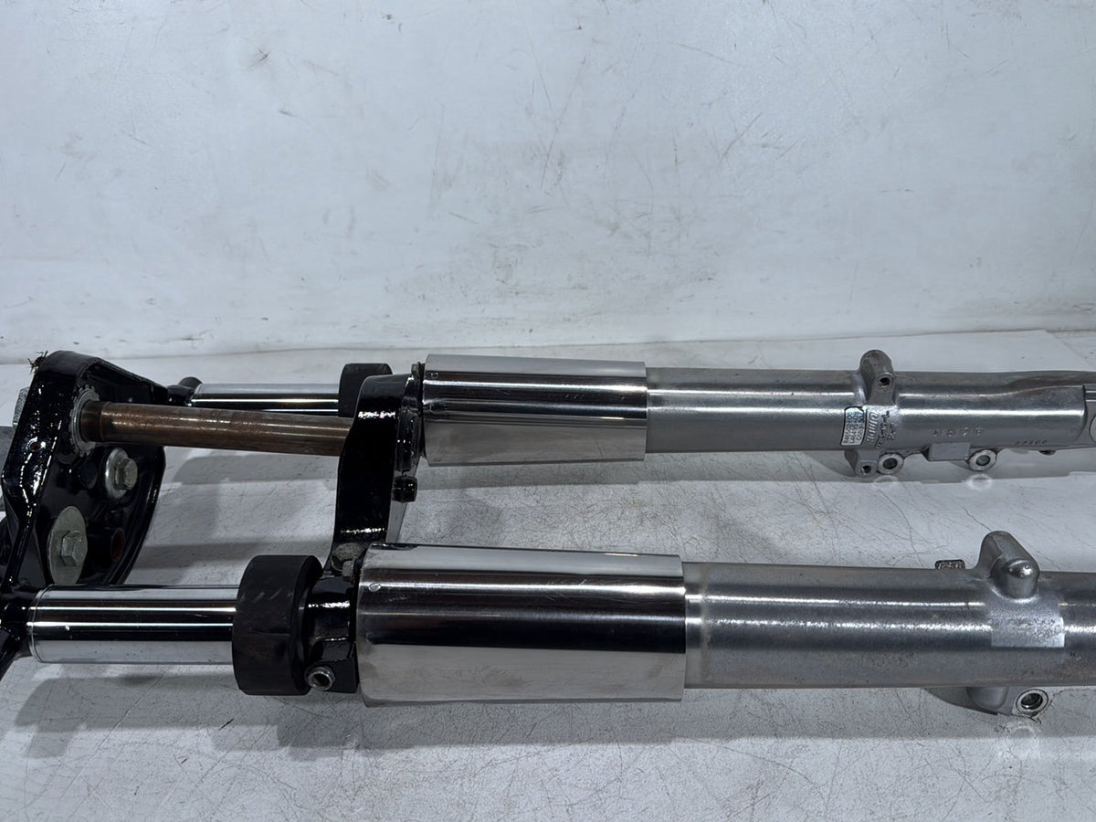 07 Harley Electra Glide Touring Front Triple Tree Set & LH RH Fork Legs Sliders