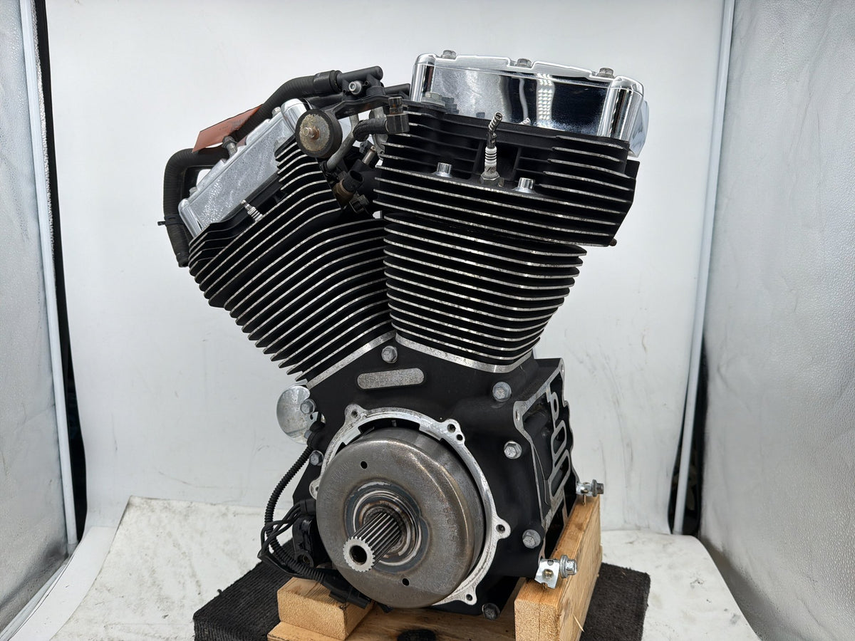 14 Harley Electra Glide Touring Ultra Twin Cam 103 Engine Motor Twin-Cooled 17K