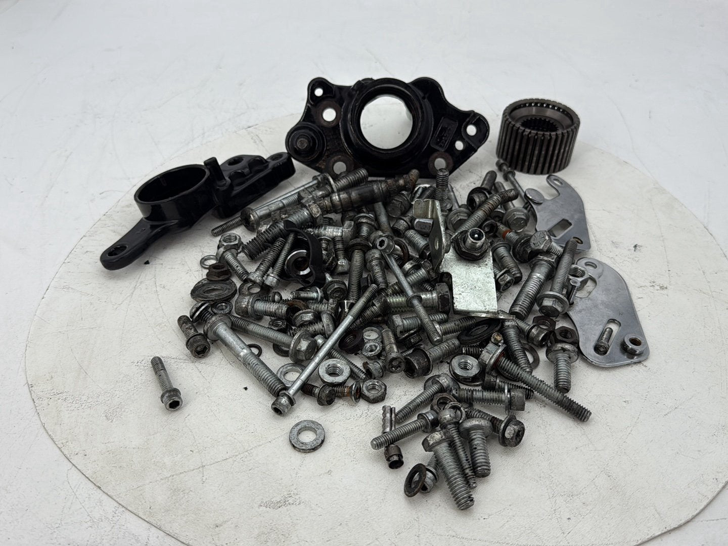 2017 Harley Road Glide Touring FLTRXS OEM Hardware Bolts Nuts & Brackets