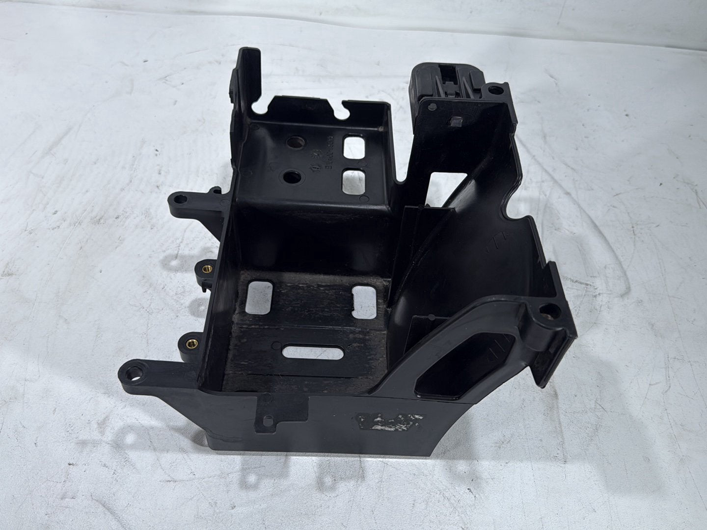 2013 Harley Electra Glide Touring Ultra FLHTCUI OEM Lower Battery Tray Stay Box Cover Panel