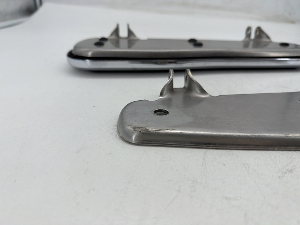 2011 Harley Softail Deluxe FLSTN OEM Left Right Driver Floorboard Foot Rest Pads