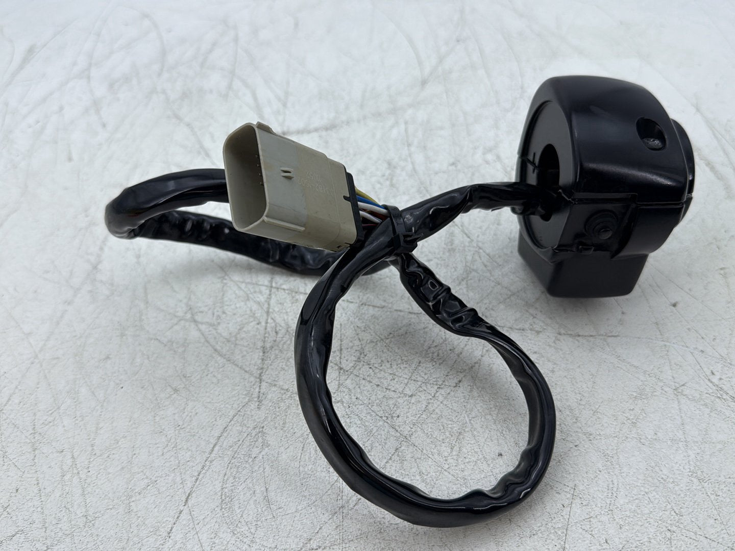 2012 Harley Street Glide Touring FLHX OEM Left Turn Signal Headlight Switches Controls