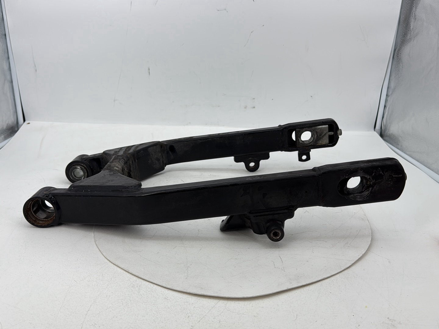 2007 - 2012 Harley-Davidson Dyna Super Glide Rear Fork Swingarm Swing Arm 47820-06