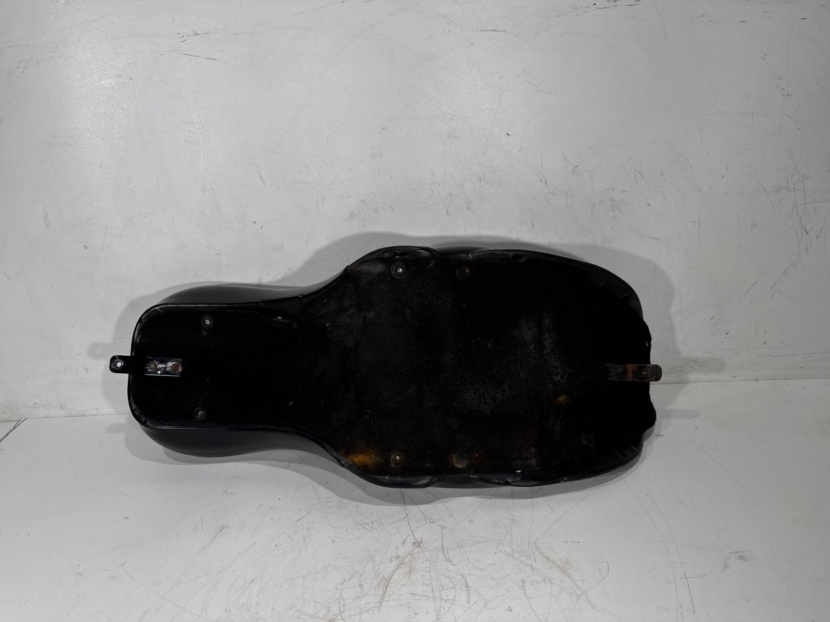 2002 Harley Electra Glide Touring FLHT Passenger Driver Seat Saddle Le Pera