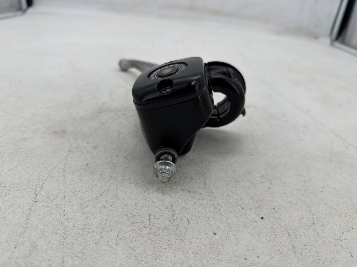 1998 Harley Electra Touring Ultra OEM Front Right Brake Lever Master Cylinder