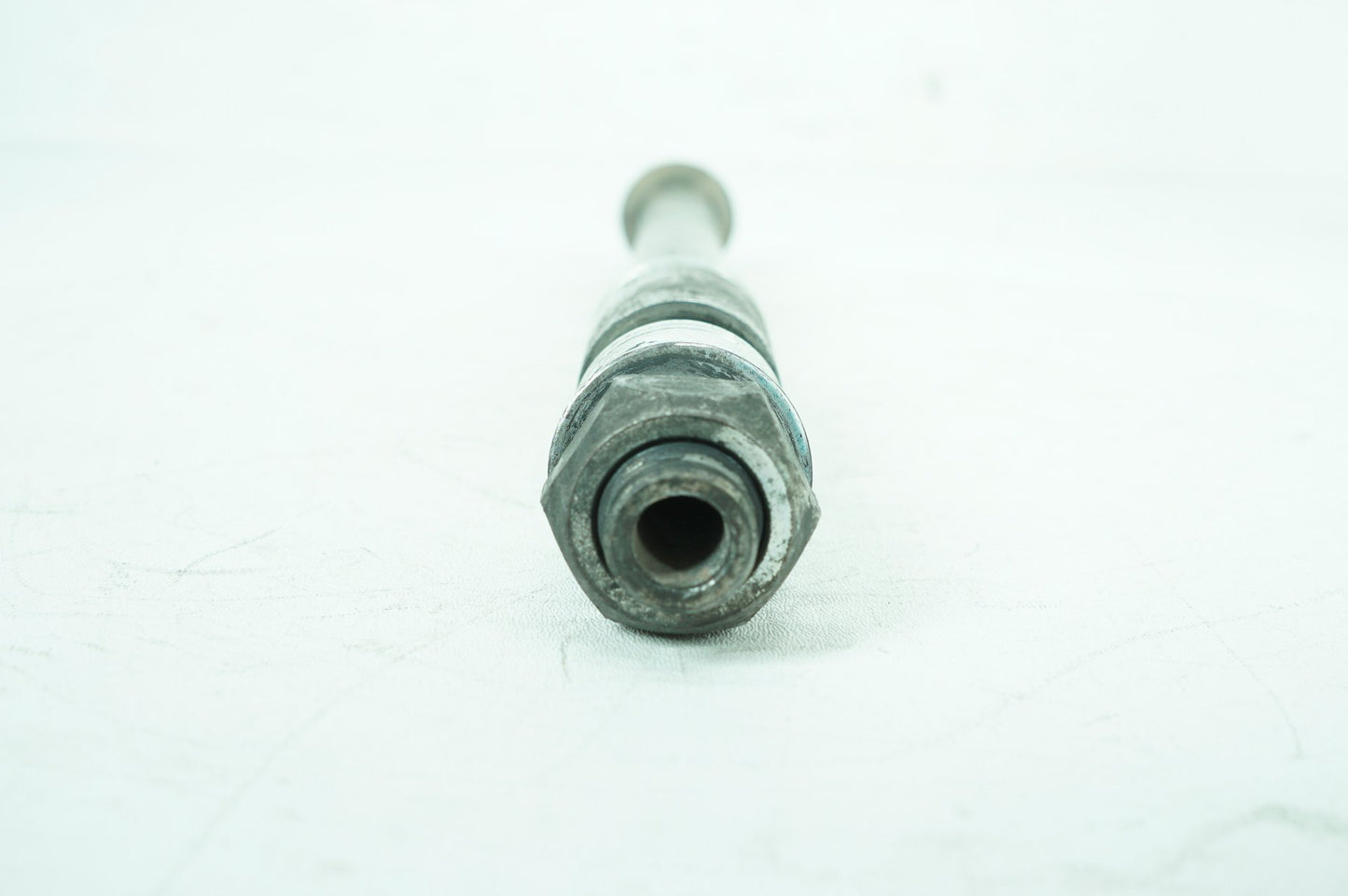 2007 - 2014 Harley-Davidson Dyna Super Glide Custom Rear Wheel Axle Bolt Shaft 41114-08