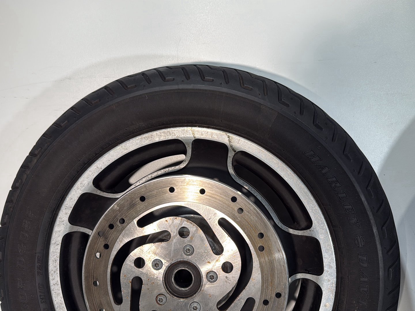 2007 - 2012 Harley-Davidson Touring Street Glide Front & Rear Wheel Rim Tire Airstrike