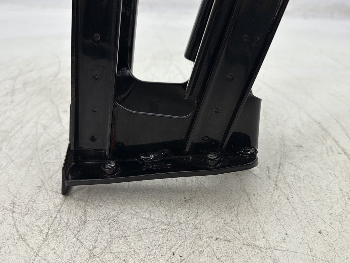 2015 Harley Road Glide Touring FLTRXS OEM Inner Fairing Mount Support Bracket