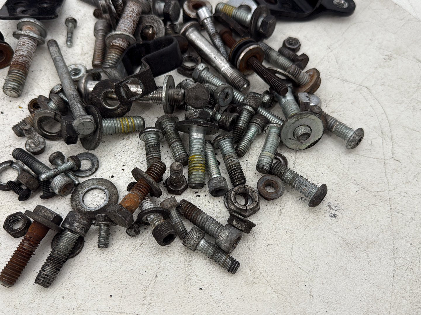 07 Harley Electra Glide Touring Ultra FLHTCUI OEM Hardware Bolts Nuts &amp; Brackets