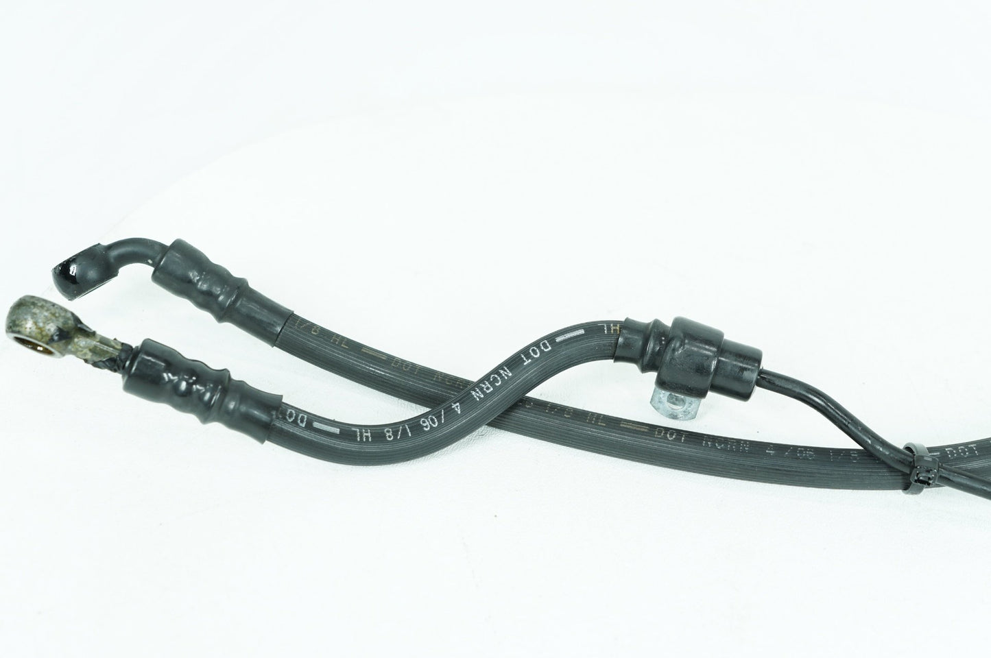 2004 - 2022 Harley-Davidson Sportster 883 Front Brake Hose Line Pipe 46400-04A