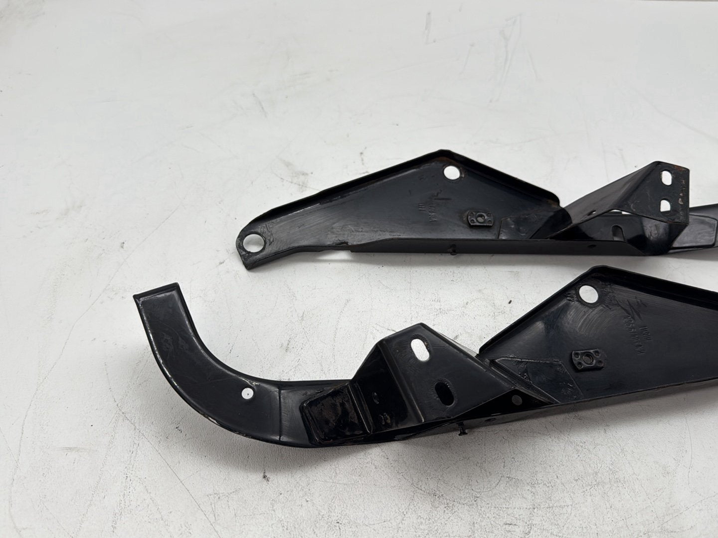 2006 Harley Touring FLHTCI Electra Glide Classic OEM Right Left Fairing Support Brackets