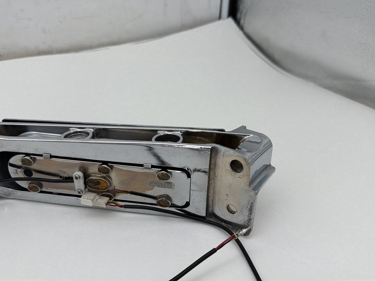 2014 Harley Electra Glide Touring Left Right Saddlebag Fender Struts Brackets