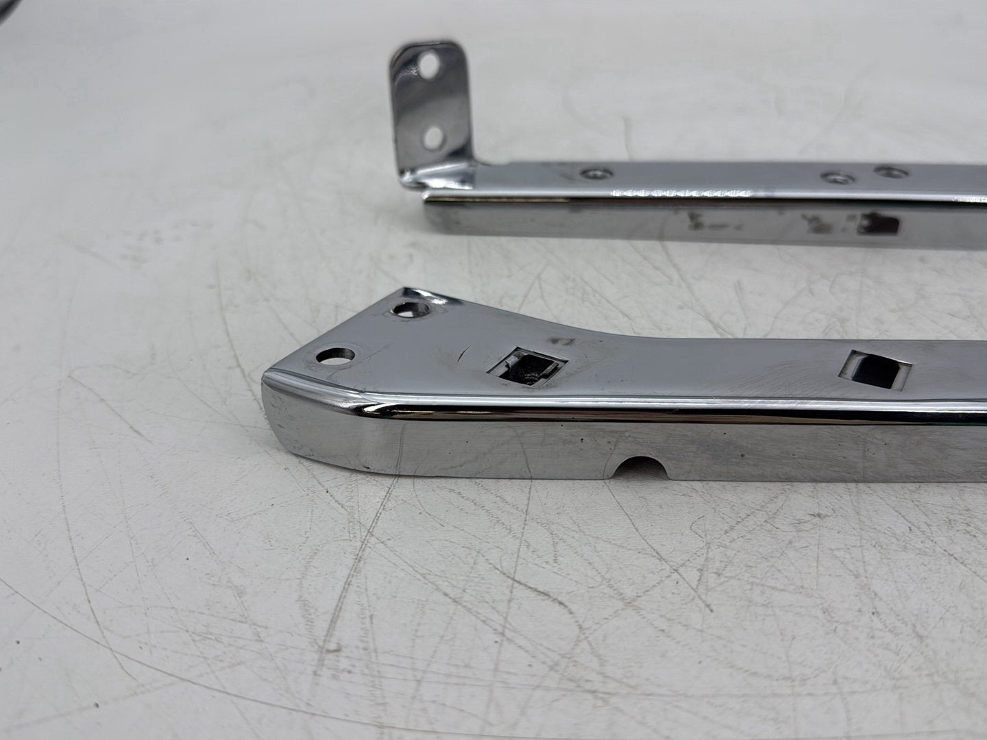 1995 Harley Touring FLHTCI Electra Glide Classic OEM Left Right Saddlebag Fender Struts Brackets