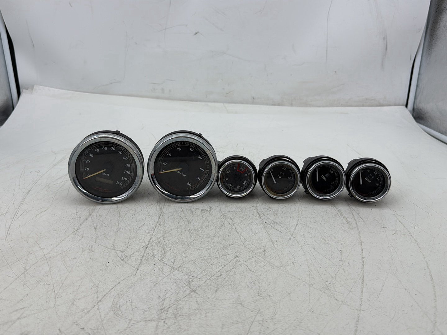 00 Harley Touring Electra Glide Ultra Air Oil Volt Fuel Tacho Speedo Gauges 65K