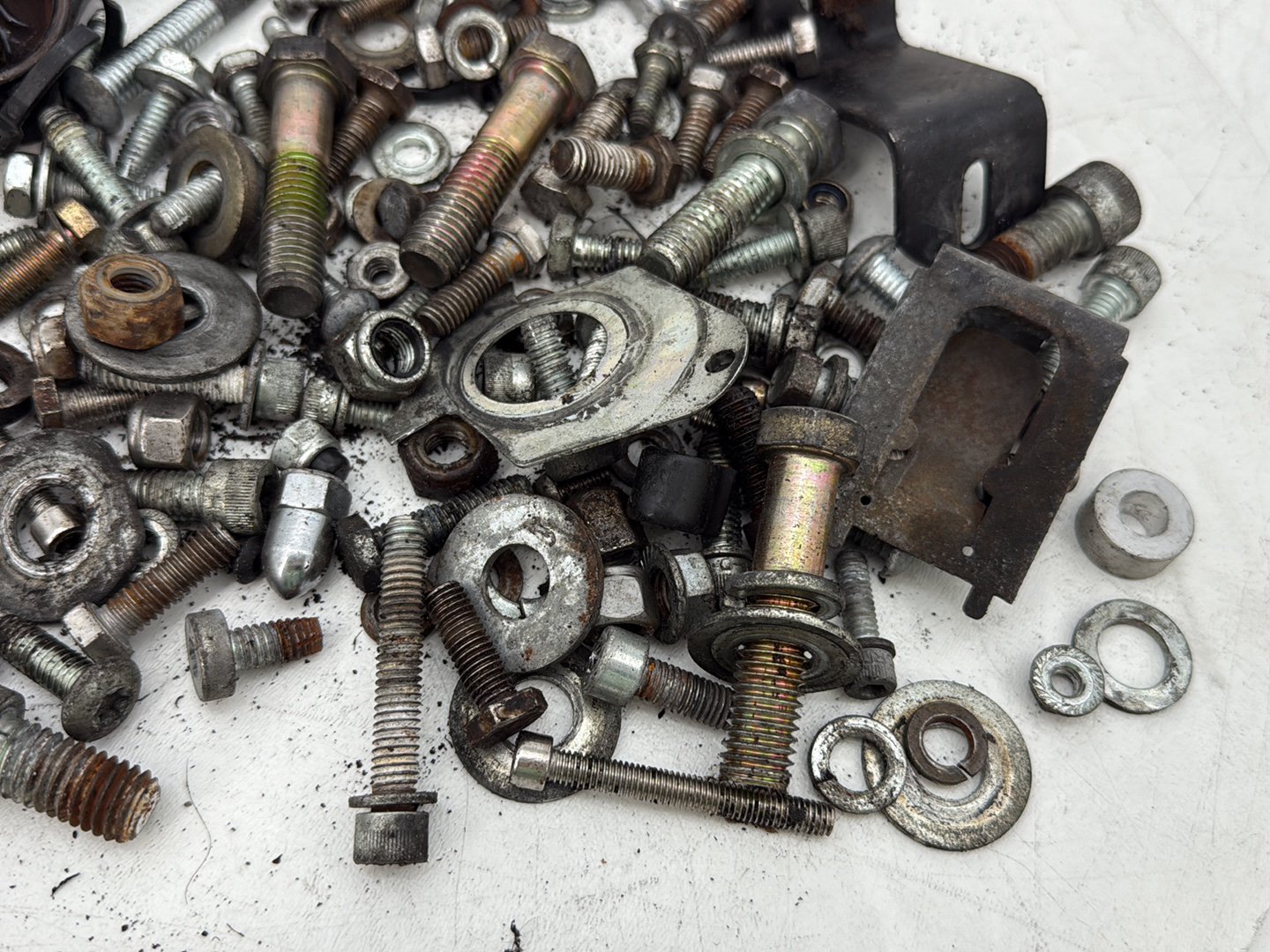 2008 Harley Electra Glide Touring Ultra FLHTCUI OEM Hardware Bolts Nuts & Brackets