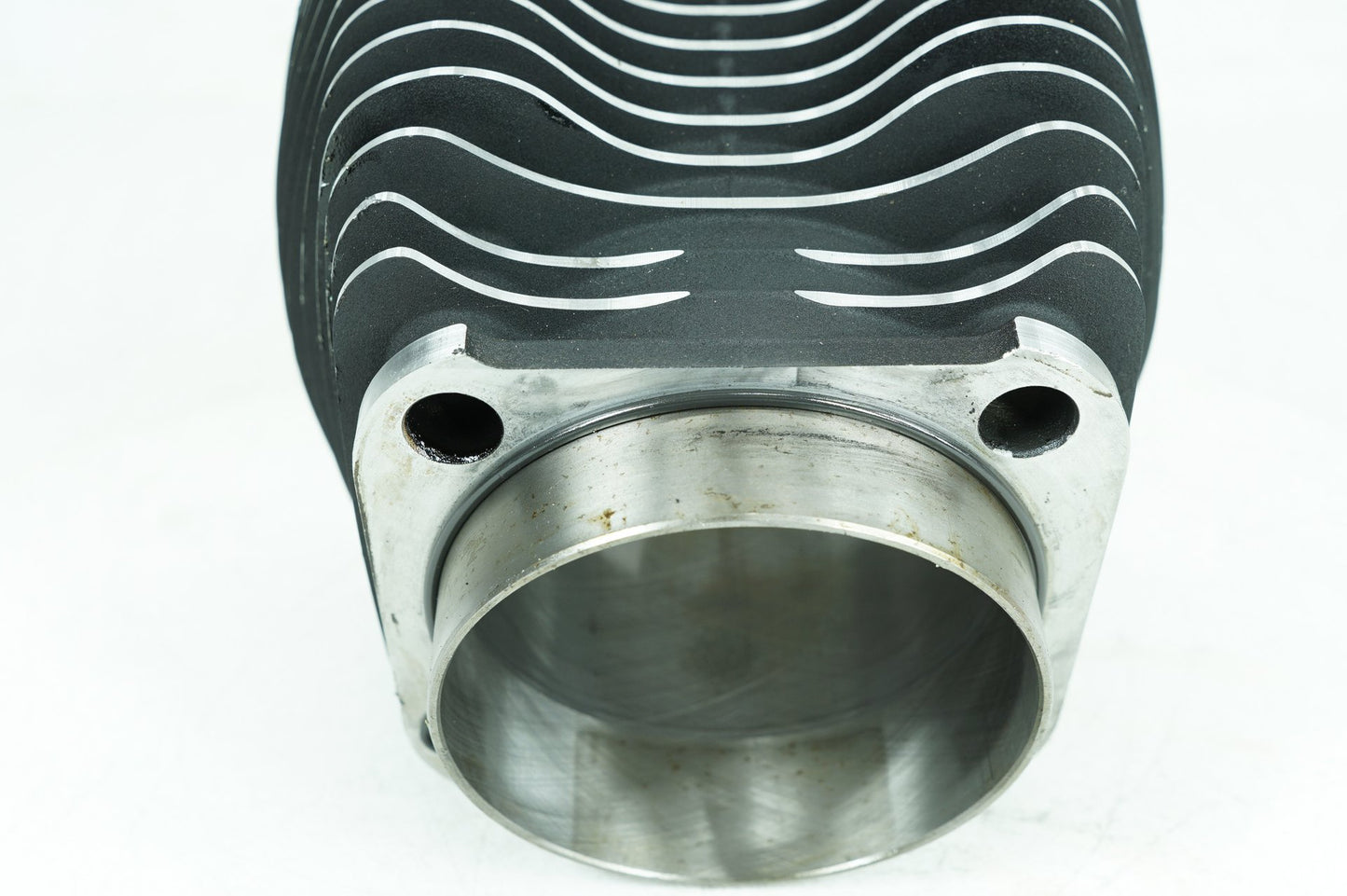 1999 - 2006 Harley-Davidson Softail Heritage Twin Cam Engine Jug 1 Cylinder Barrel  	16526-99