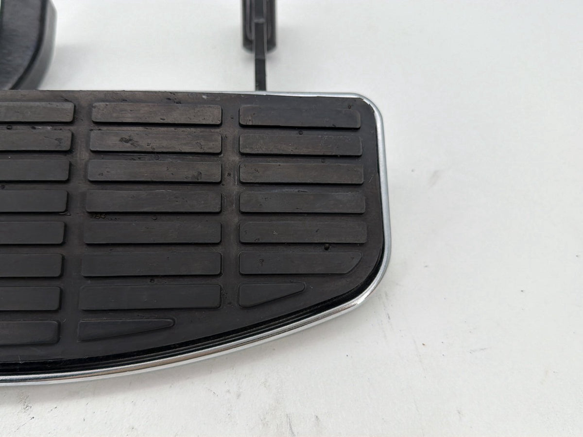 2003 Harley Road King Touring Classic OEM Right Driver 1 Floorboard Foot Rest