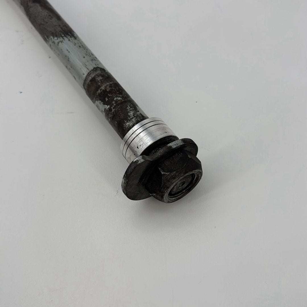 2008 - 2016 Harley-Davidson Touring Street Glide Rear Wheel Axle Bolt Shaft   41056-09