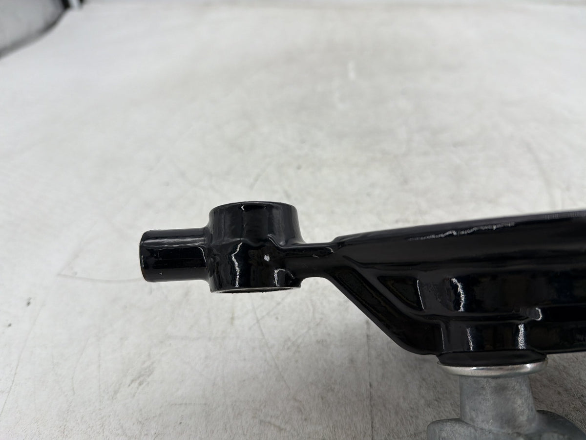 2010 Harley Electra Glide Touring Ultra OEM Front Fork Upper Triple Tree Clamps