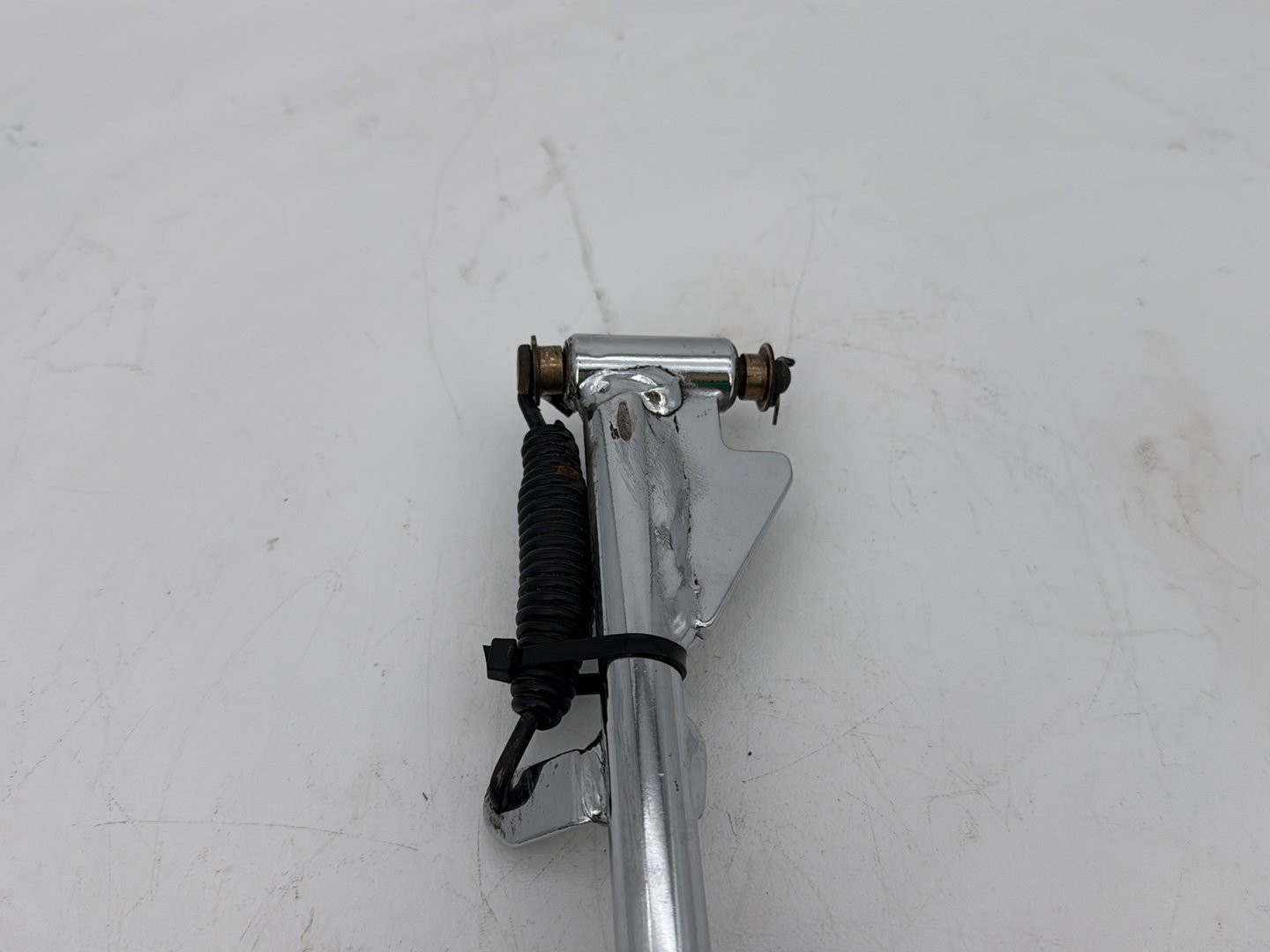 2009 Harley Sportster XL1200C 1200 Custom OEM Left Side Jiffy Kick Stand & Spring