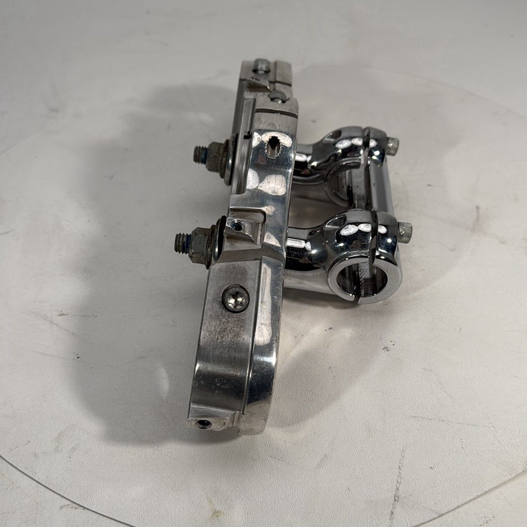 2017 - 2026 Harley-Davidson Softail Heritage Classic 114 Front Fork Upper Triple Tree Clamps 45900195