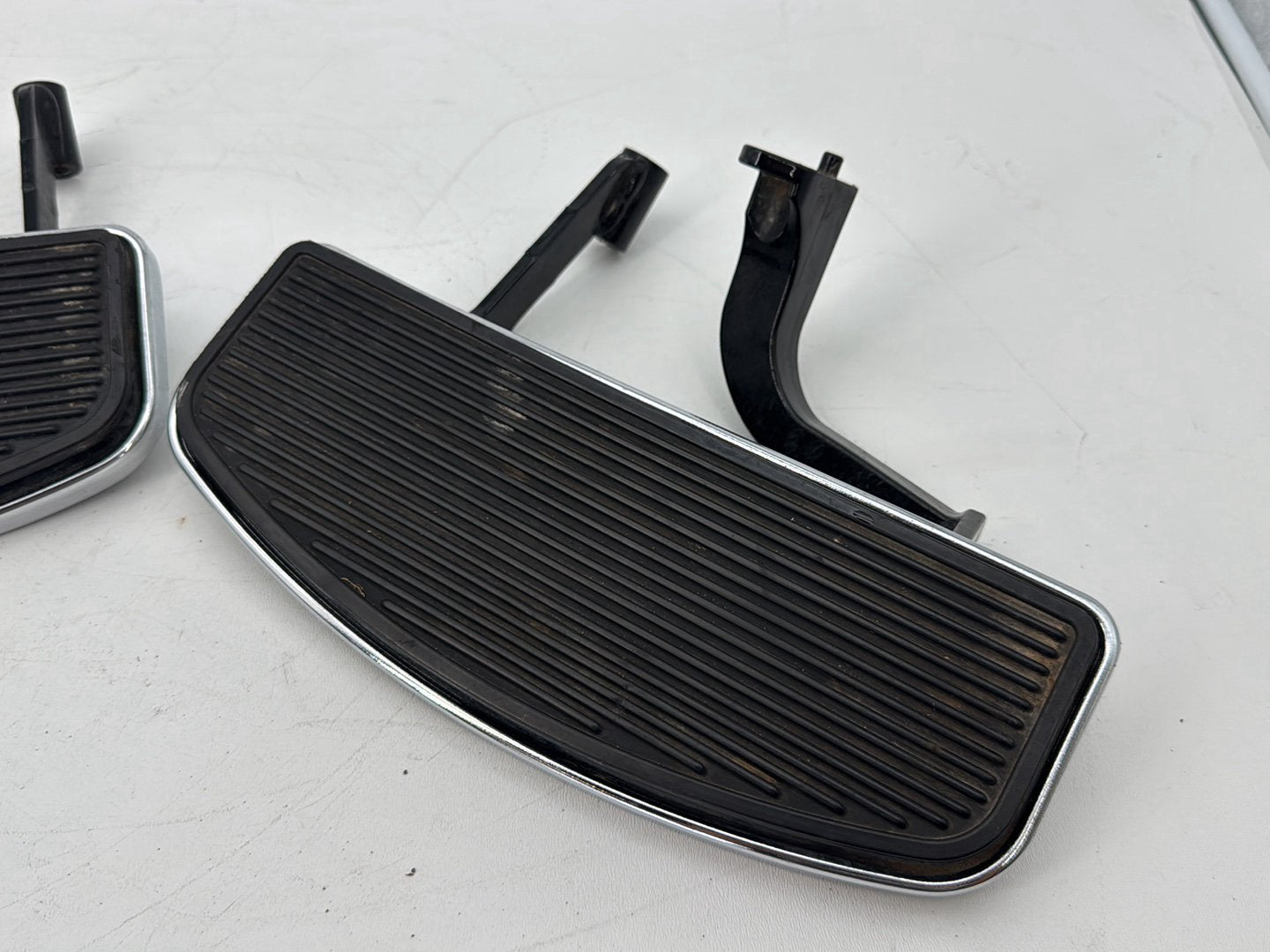 2008 - 2016 Harley-Davidson Touring Electra Glide Ultra Left Right Driver Floorboard Foot Rest