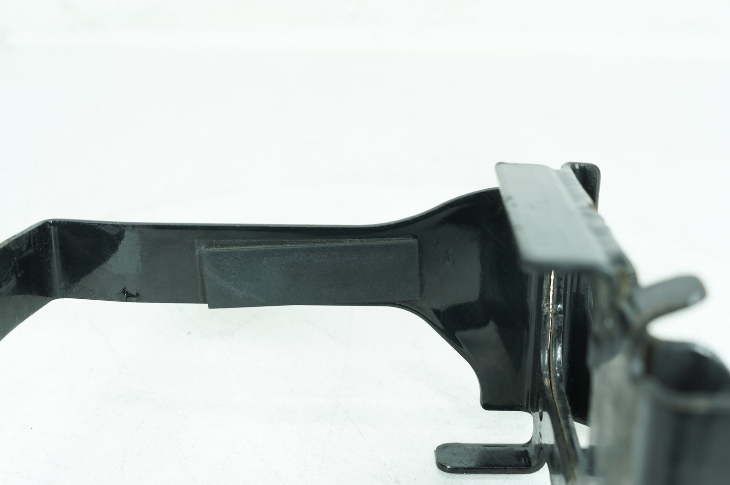 2004 - 2013 Harley-Davidson Sportster Custom Battery Tray Bracket Holder Carrier  	66194-04C