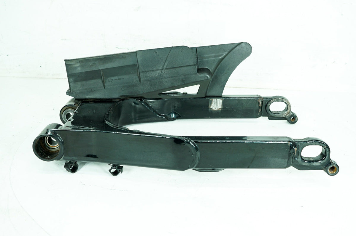 2008 Harley Touring FLHX Street Glide OEM Rear Fork Swingarm Swing Arm