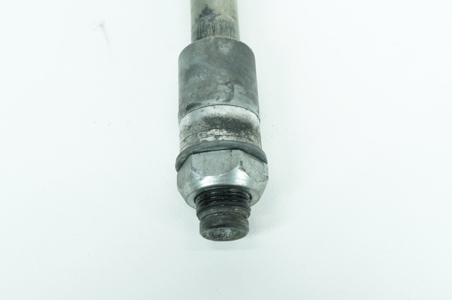 2004 - 2022 Harley-Davidson Sportster Iron 883 Rear Wheel Axle Bolt Shaft 41176-08