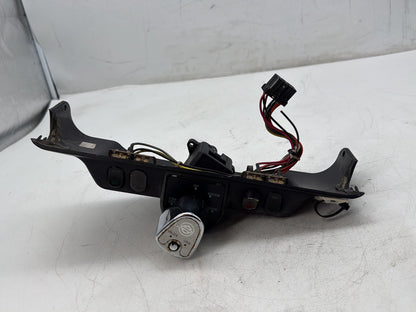 2006 Harley Touring FLHTCI Electra Glide Classic OEM Dash Ignition Cap Switch Lockset NO Key