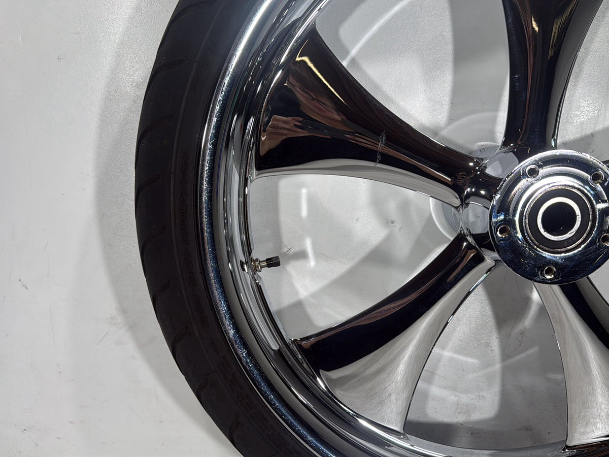 2007 Harley Street Glide Touring FLHX OEM Front Wheel Rim Tire